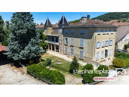 appartement ceyzeriat 4 pièce(s) 107 m2 jardin commun  cave et garage
