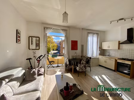 appartement f2 lumineux avec balcon / saint-etienne centre d