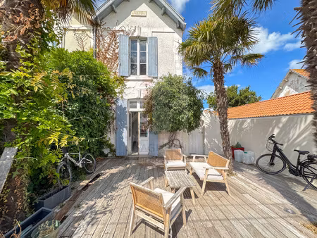 fourasine de 3 chambres avec terrasses
