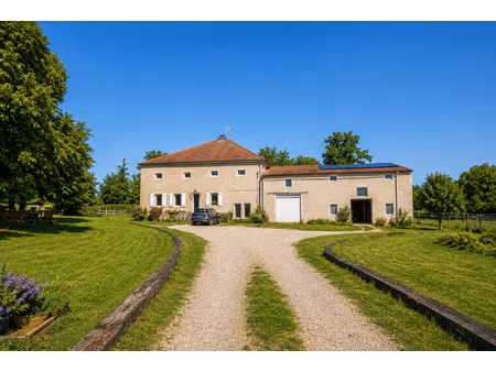 propriété attigneville 7 pièce(s) 250m2