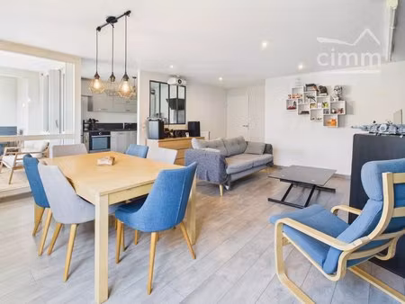 appartement lumineux 4 pièces à gières avec garage.