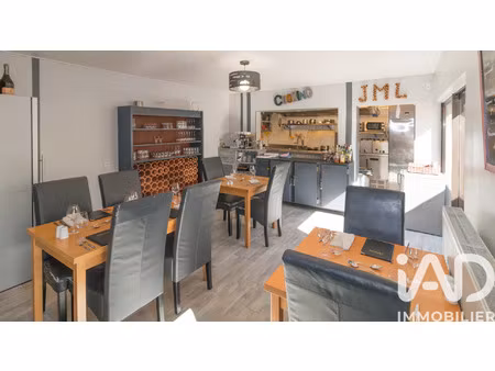 vente commerce 140 m² louvres (95380)