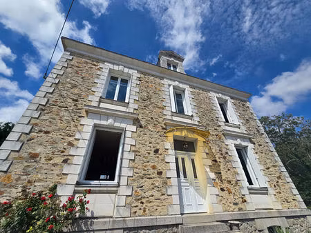 demeure de prestige avec deux maisons + annexes