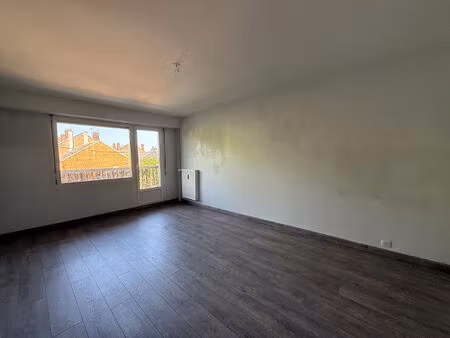 appartement 2 pièce(s) 55 m² - charleville-mézières