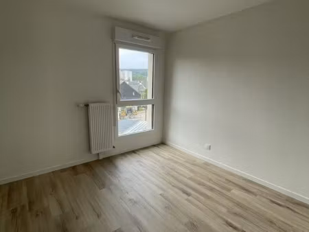t3 neuf avec balcon et parking au pontet
