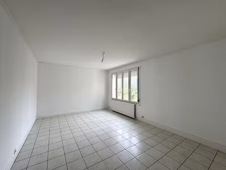 appartement 6 pieces 119 m² - villers semeuse