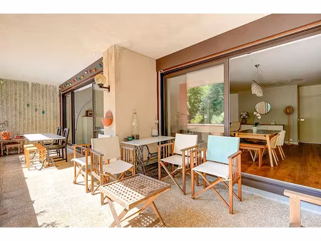 vente appartement 3 pièces 112 m² à ville-d'avray (92410)  550 000 €