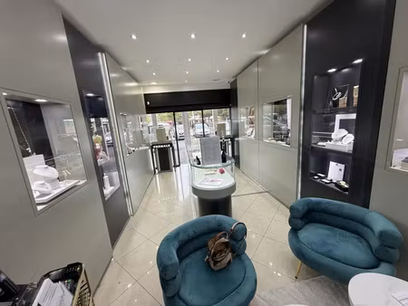 location commerce 24 m² à saint-paul (97460)