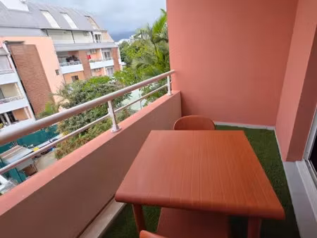 location appartement 1 pièce 22 m² à saint-denis (97490)