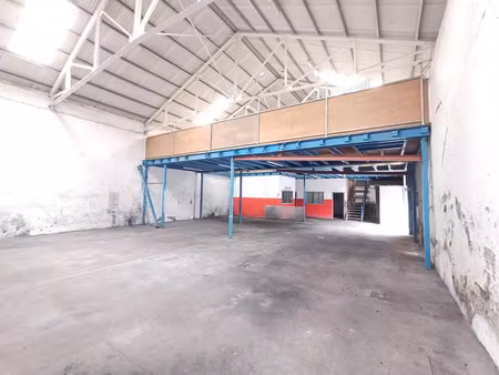 location local industriel 480 m² à sainte-marie (97438)