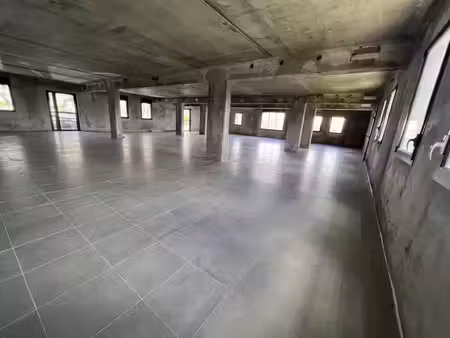 location bureau 410 m² à saint-denis (97400)