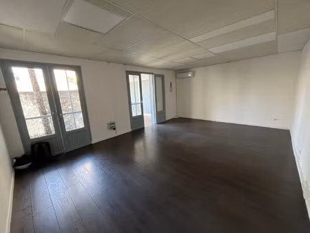 location commerce 2 pièces 24 m² à saint-denis (97400)