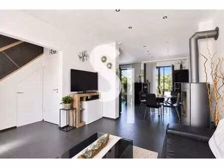 à vendre – maison familiale rénovée avec grand jardin à athu