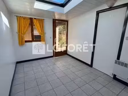 location maison à tréguidel (22290) : à louer / 38m² tréguidel
