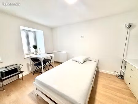 studio meublé