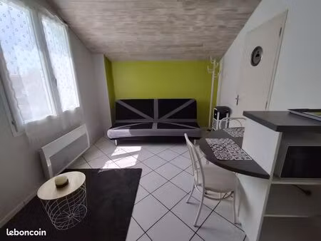 studio 1 pièce 14 m²