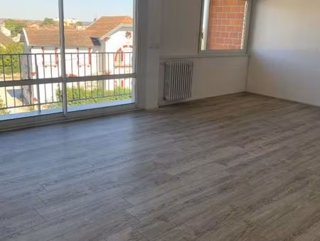appartement 3 pièces 81 m²