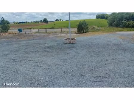 terrain en location pour stockage ou parking
