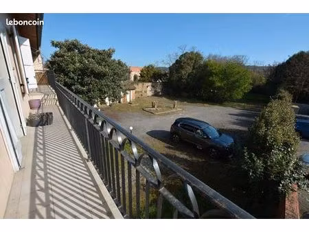 location t4 111m2 résidence calme parking prive