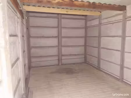 garage à louer à l'année