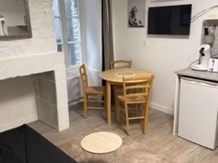 studio meublé
