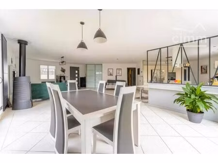 maison familiale t9 avec piscine