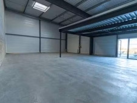 vente bureaux et commerces à janzé (35150) : à vendre / 171m² janzé