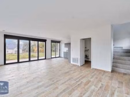 location maison à bonneville-sur-touques (14800) : à louer / 84m² bonneville-sur-touques