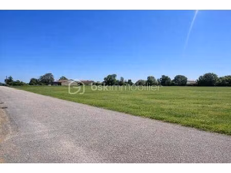 terrain de 1 085 m² à peseux