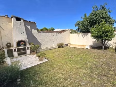 échoppe en pierre avec jardin sans vis-à-vis et garage - 158 m2 au sol