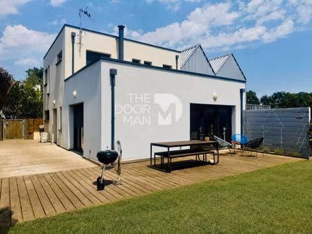 maison 53000