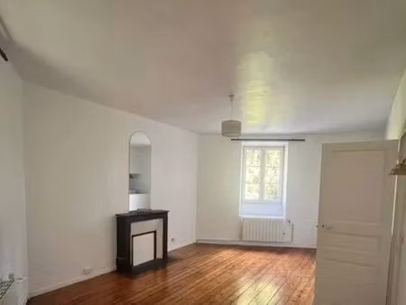 location appartement 2 pièces 36 m² à bougival (78380)  900 €