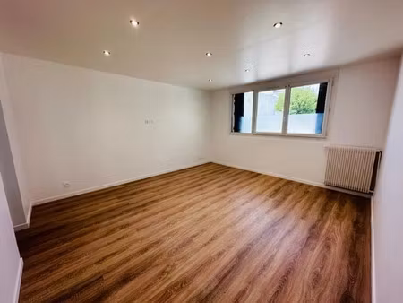 location appartement 2 pièces 40.3 m² à rosny-sous-bois (93110)  975 €