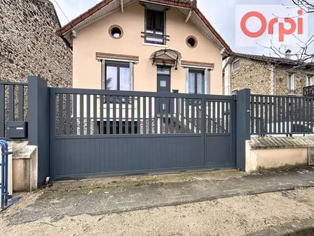 location maison 4 pièces 151.18 m² à choisy-le-roi (94600)  1 700 €