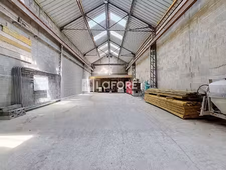entrepôt à vendre