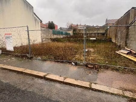 terrain constructible à vendre