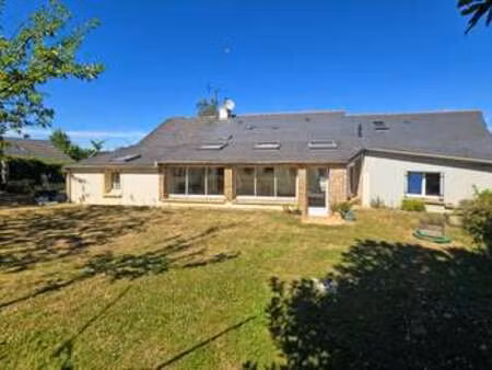vente maison à olivet (53410) : à vendre / 132m² olivet