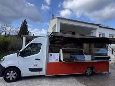 vente locaux professionnels à châteauneuf-le-rouge (13790)  120 000 €