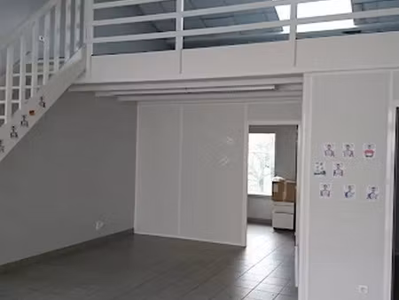 vente locaux professionnels 1 pièce 66 m² à pouzauges (85700)  94 785 €