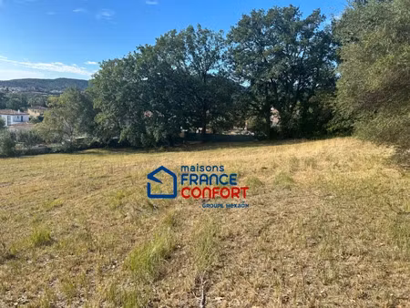 vente terrain 400 m² à roquebrune-sur-argens (83520)  187 000 €