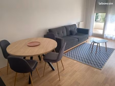 location 14min rer paris la defense - 2 chambres / 1750 eur/mois / maisons laffitte