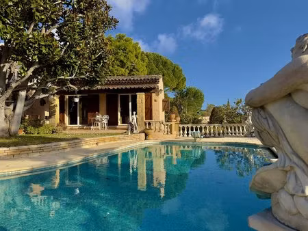 maison provençale de plain pied au calme absolu