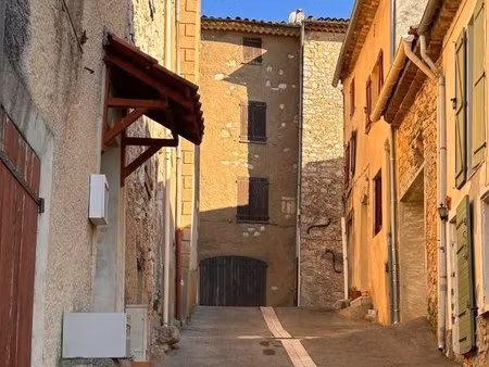 maison 3 pièces - 51 m² - esparron-de-pallières