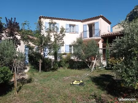 maison à louer puget-théniers