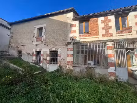 vente immeuble 0 pièces 459 m² à rochechouart (87600)  368 000 €