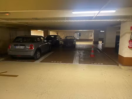 vente parking 50 m² à neuilly-sur-seine (92200)  145 000 €