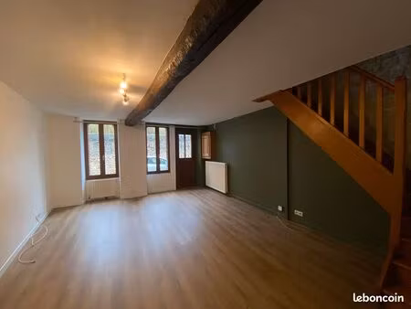 maison 3 pièces de 63 83