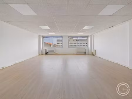 bureau de 60m² - 31 rue de paris - proche jean medecin