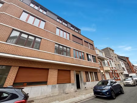 appartement à louer à auderghem € 675 (lq1i6) - century 21 souverain | zimmo