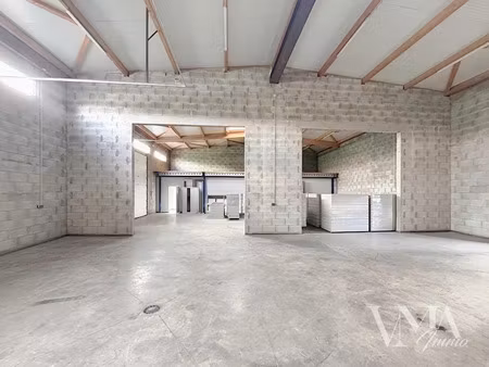 vente locaux professionnels 0 pièces 347 m² à panissières (42360)  530 000 €